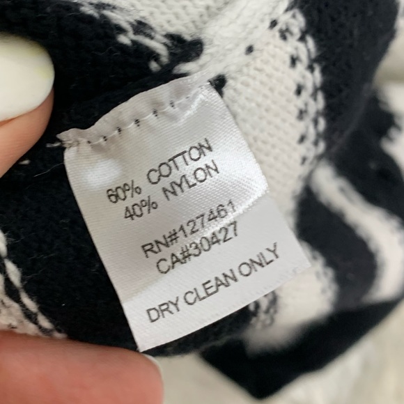 NEW Wildfox Leanne Sweater Distressed Striped - Picture 8 of 9